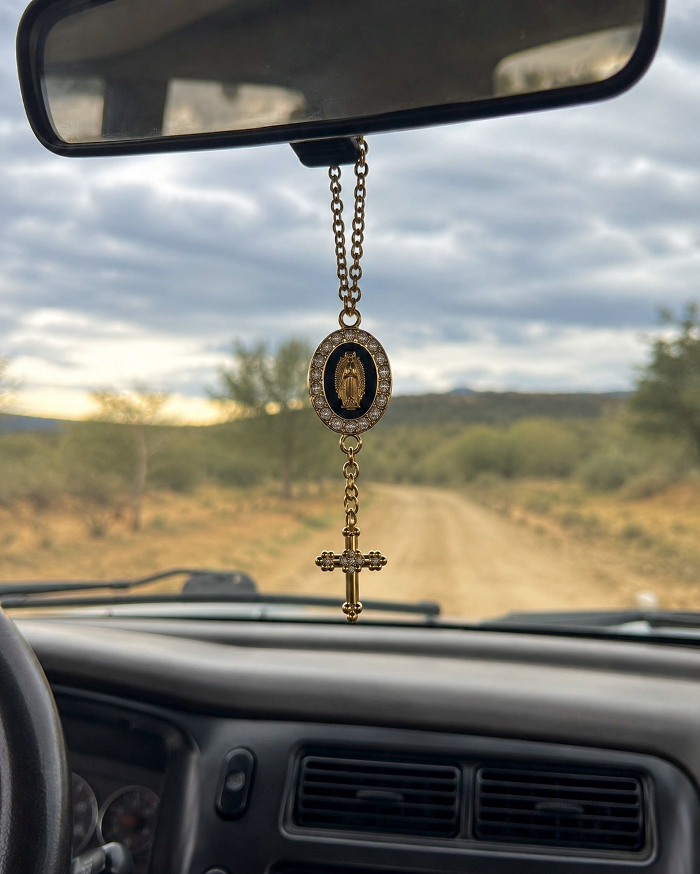 Colgante para Auto Virgen y Cruz
