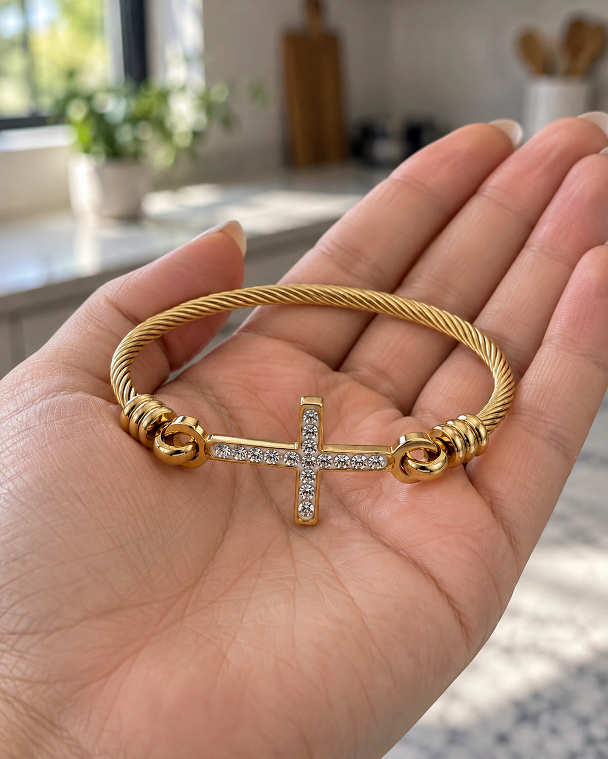 Pulsera Cruz Dorada