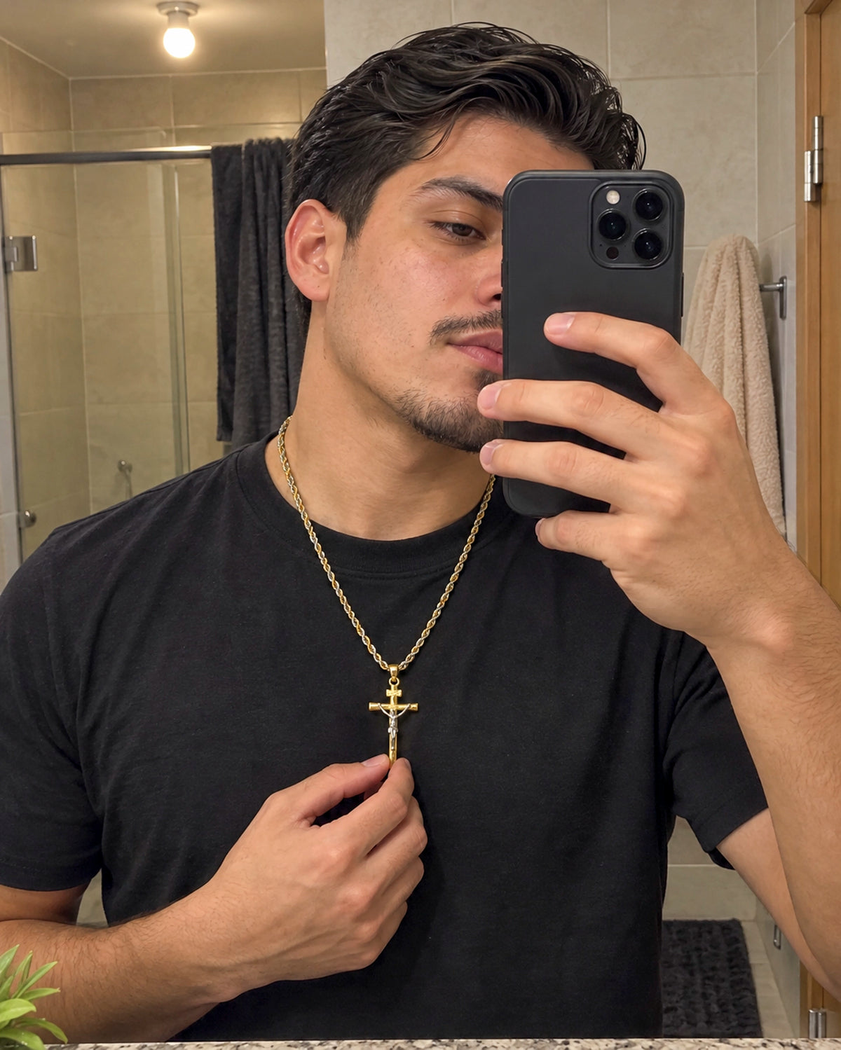 Collar Crucifijo