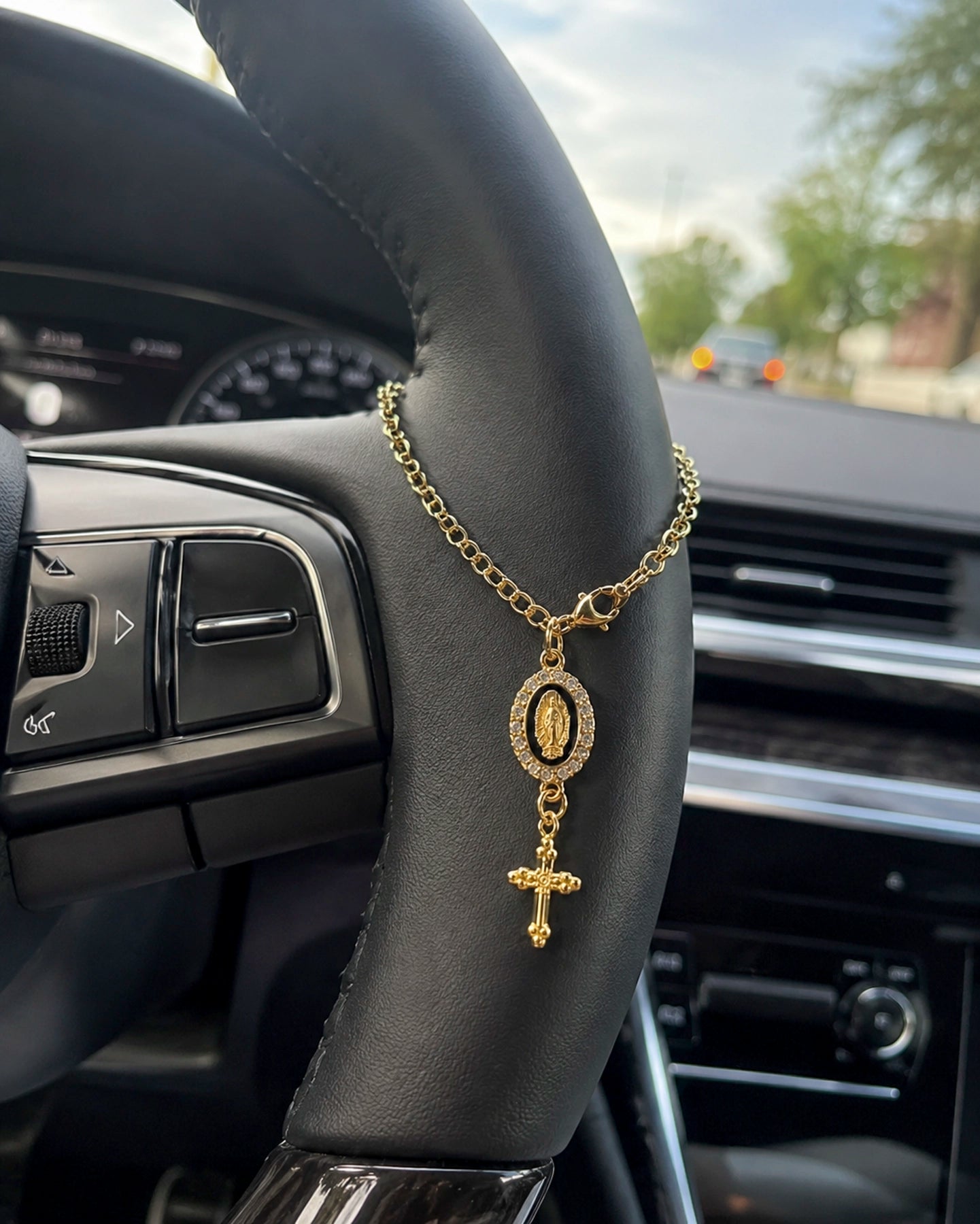 Colgante para Auto Virgen y Cruz