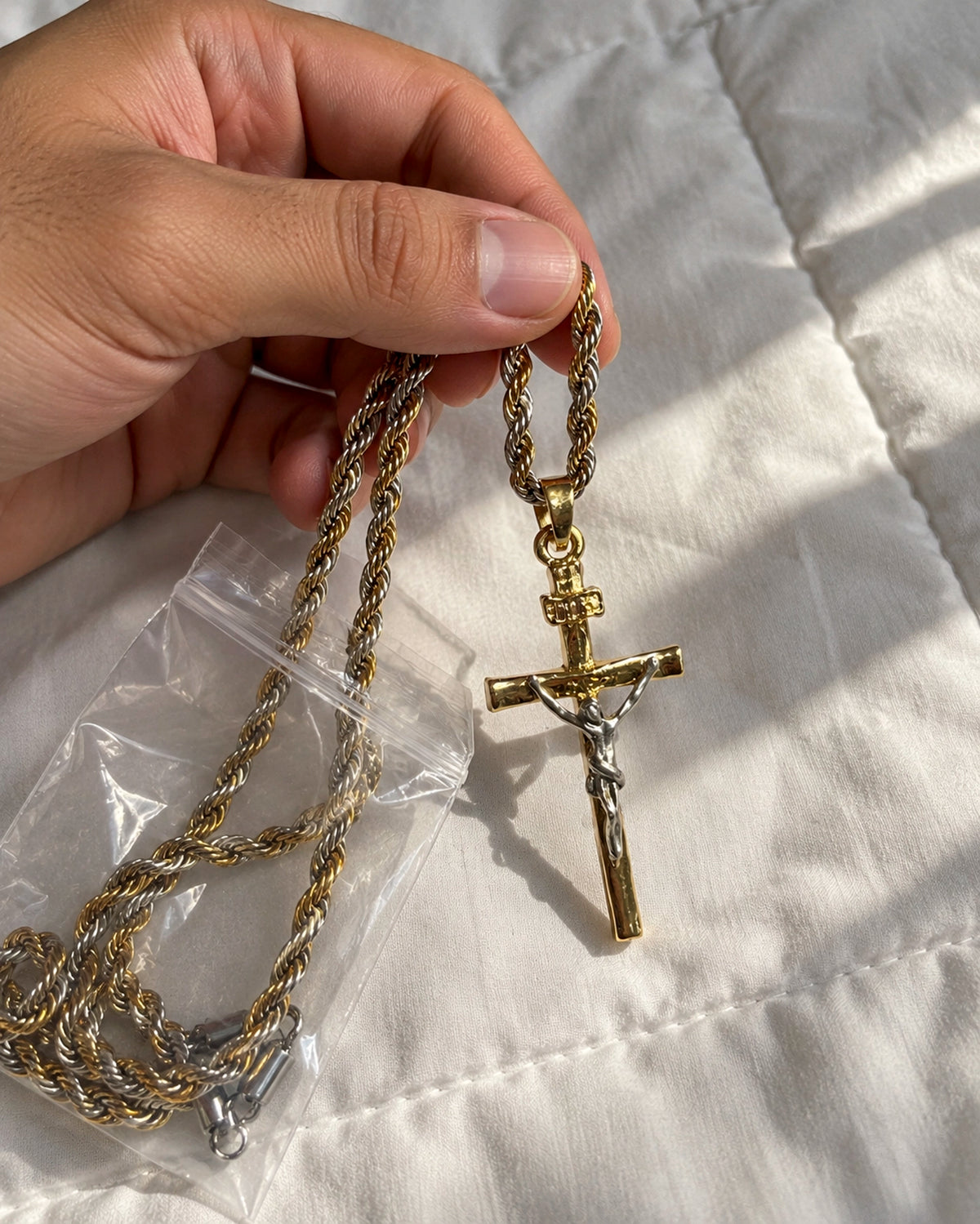Collar Crucifijo