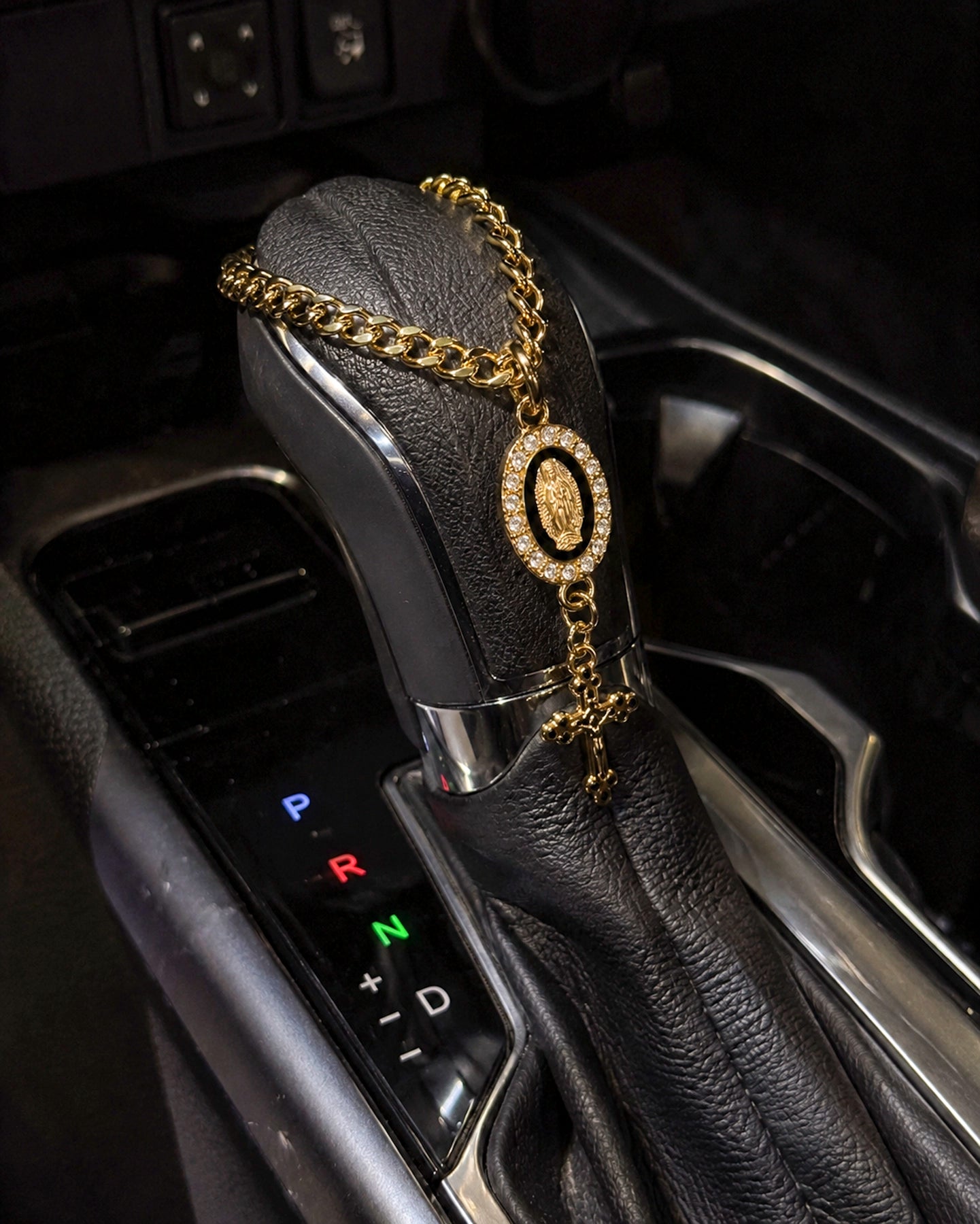 Colgante para Auto Virgen y Cruz