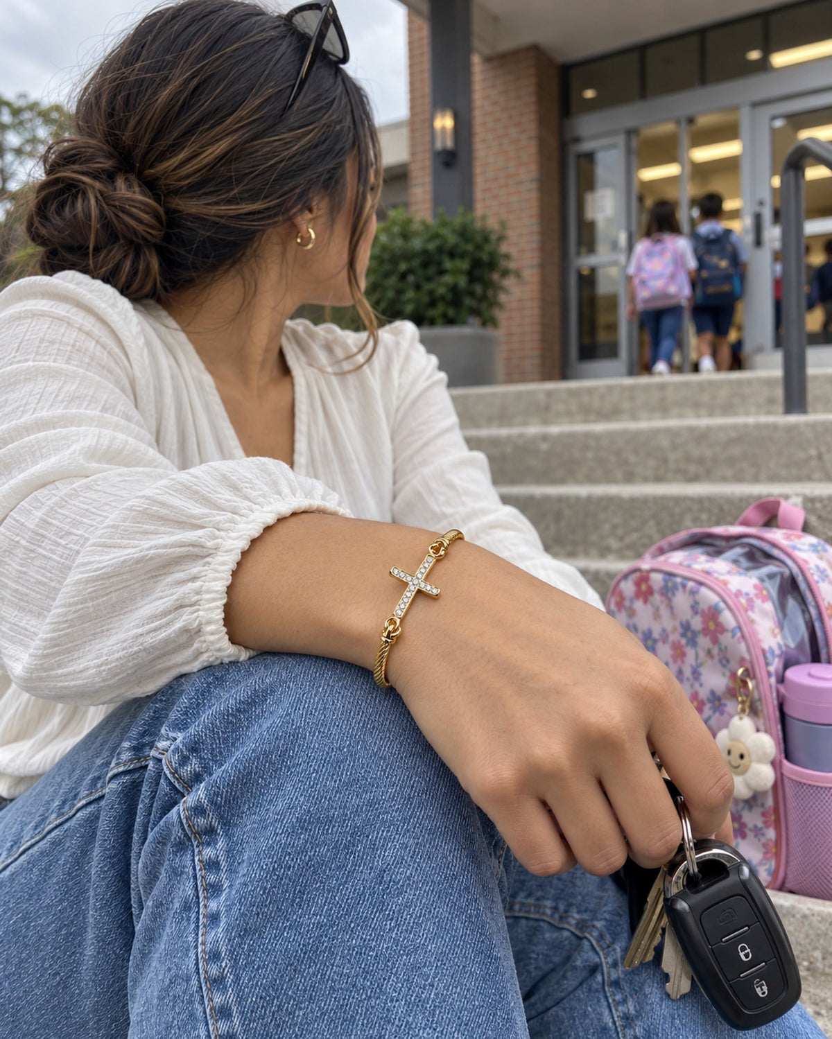 Pulsera Cruz Dorada
