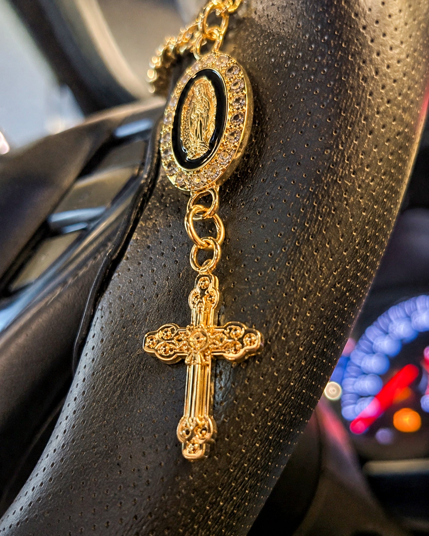 Colgante para Auto Virgen y Cruz